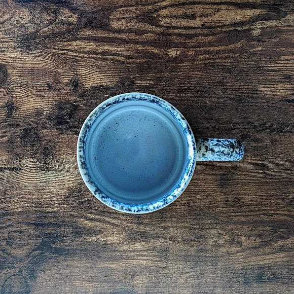 Barcela Reactive Glaze Portugal Handmade Ceramic Mug - Picture 4 of 6